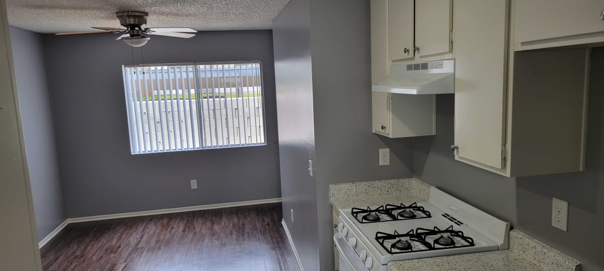 Photos and Video of Grand Oaks Apartments in Lake Elsinore, CA